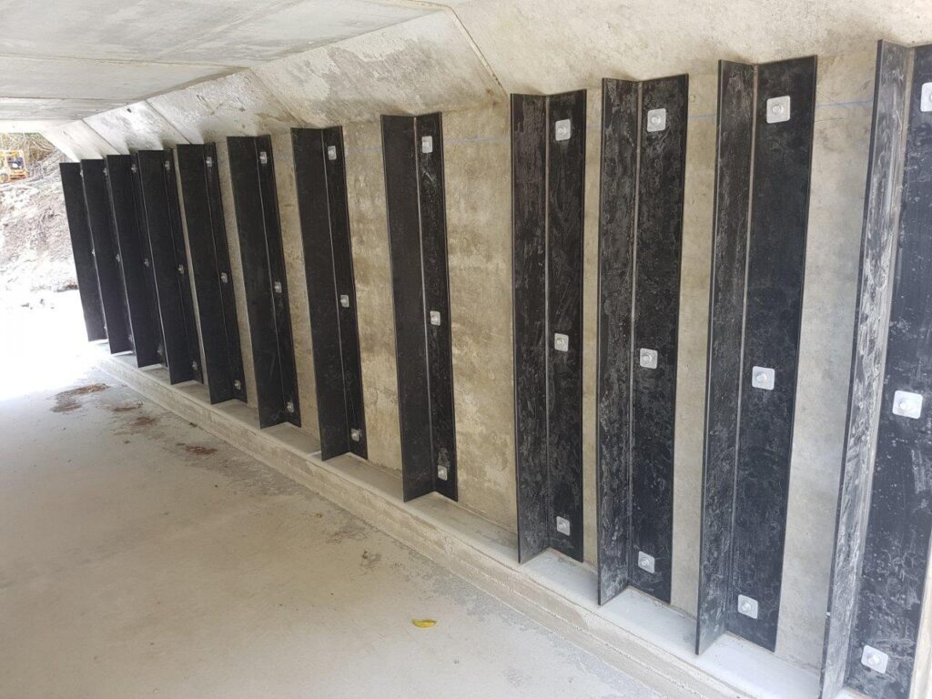 Industrial Plastics HDPE Vertical Fish Baffles Implemented in a Culvert
